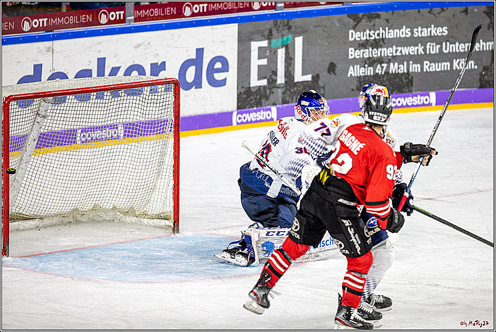 DEL;  Koelner Haie - EHC Red Bull Muenchen; Koeln, 02.02.2020